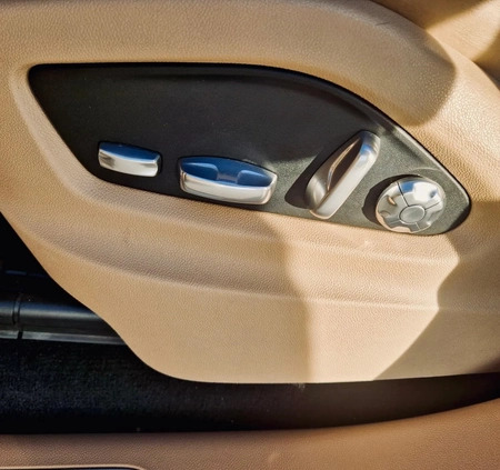 Porsche Cayenne cena 220000 przebieg: 85000, rok produkcji 2018 z Czerwieńsk małe 211